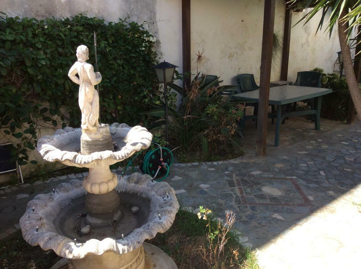 Villa Serena メッシーナ エクステリア 写真